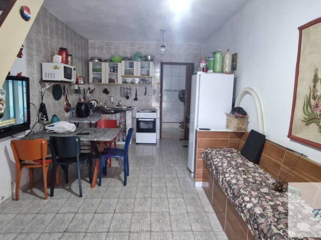 Sobrado para Venda em Ubatuba - 2