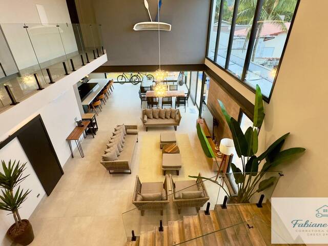 #187 - Casa para Venda em Ubatuba - SP