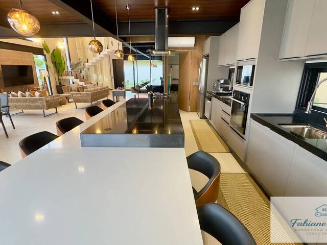 Venda em Lagoinha - Ubatuba