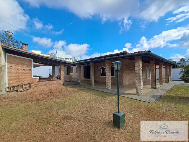 Locação em Itaguá - Ubatuba