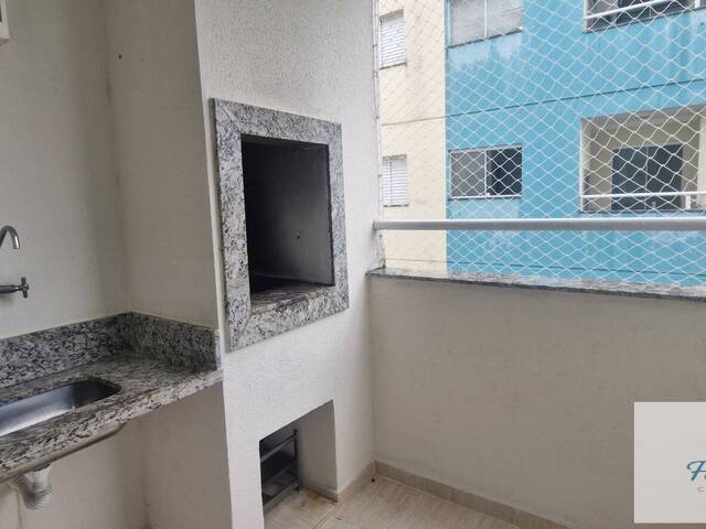 Apartamento para Locação em Ubatuba - 3