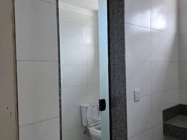 #258 - Sala para Venda em Ubatuba - SP - 2