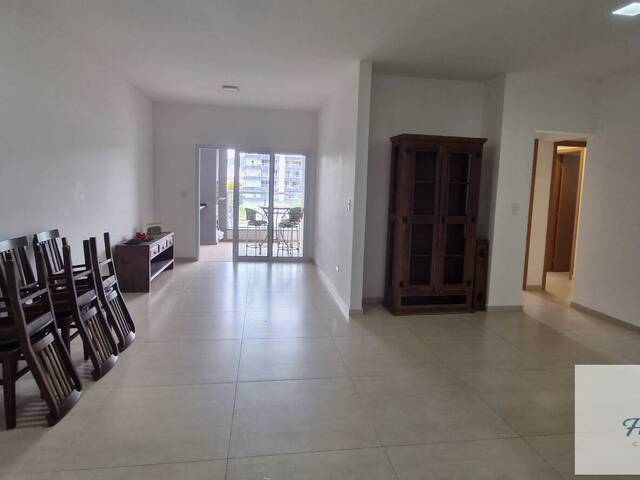Apartamento para Locação em Ubatuba - 2