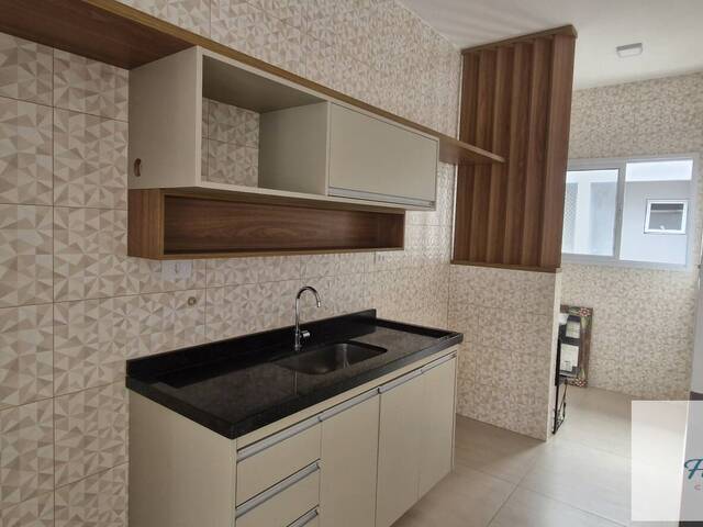 Apartamento para Locação em Ubatuba - 3