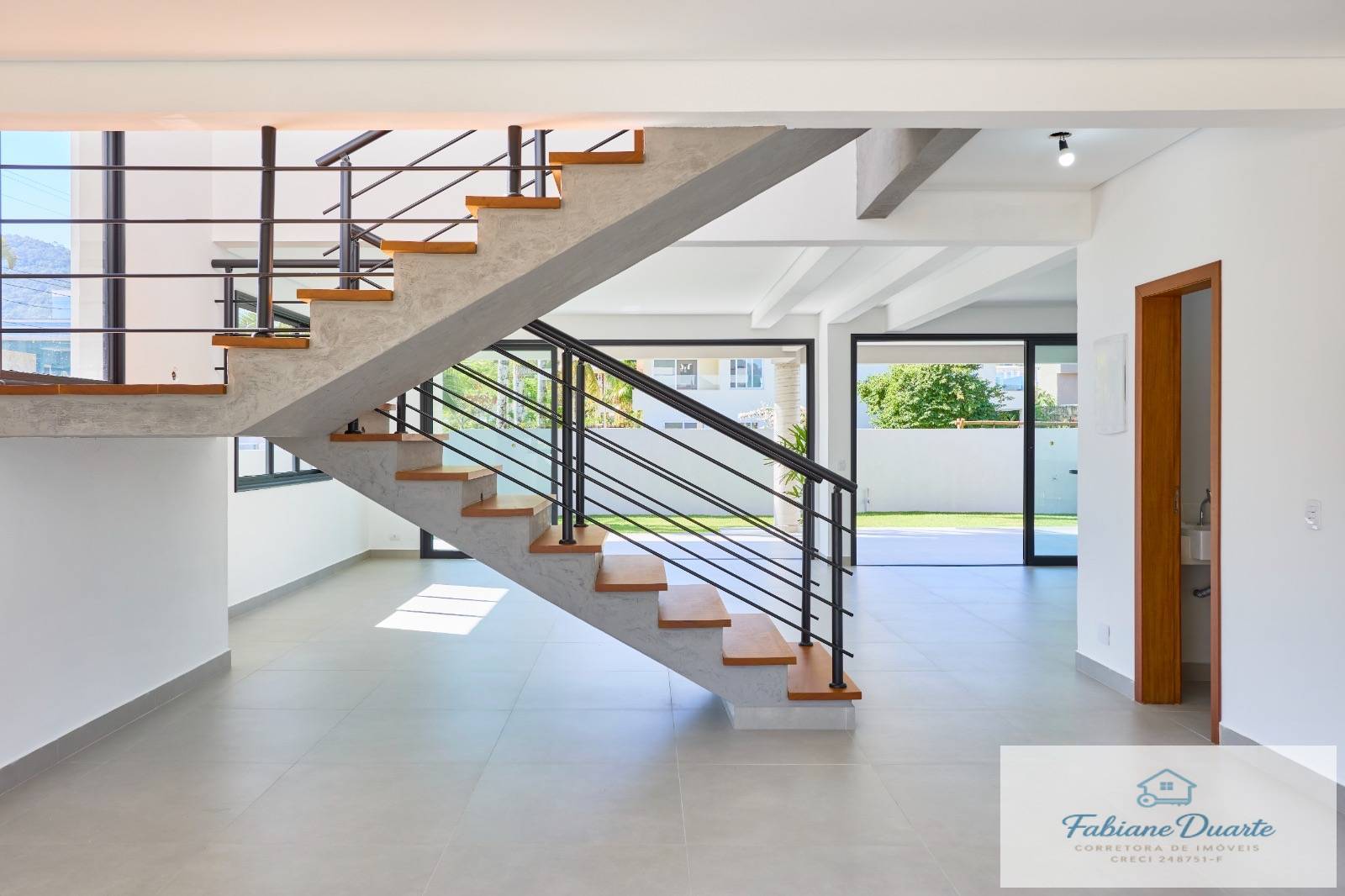 Casa, 4 quartos, 270 m² - Foto 4