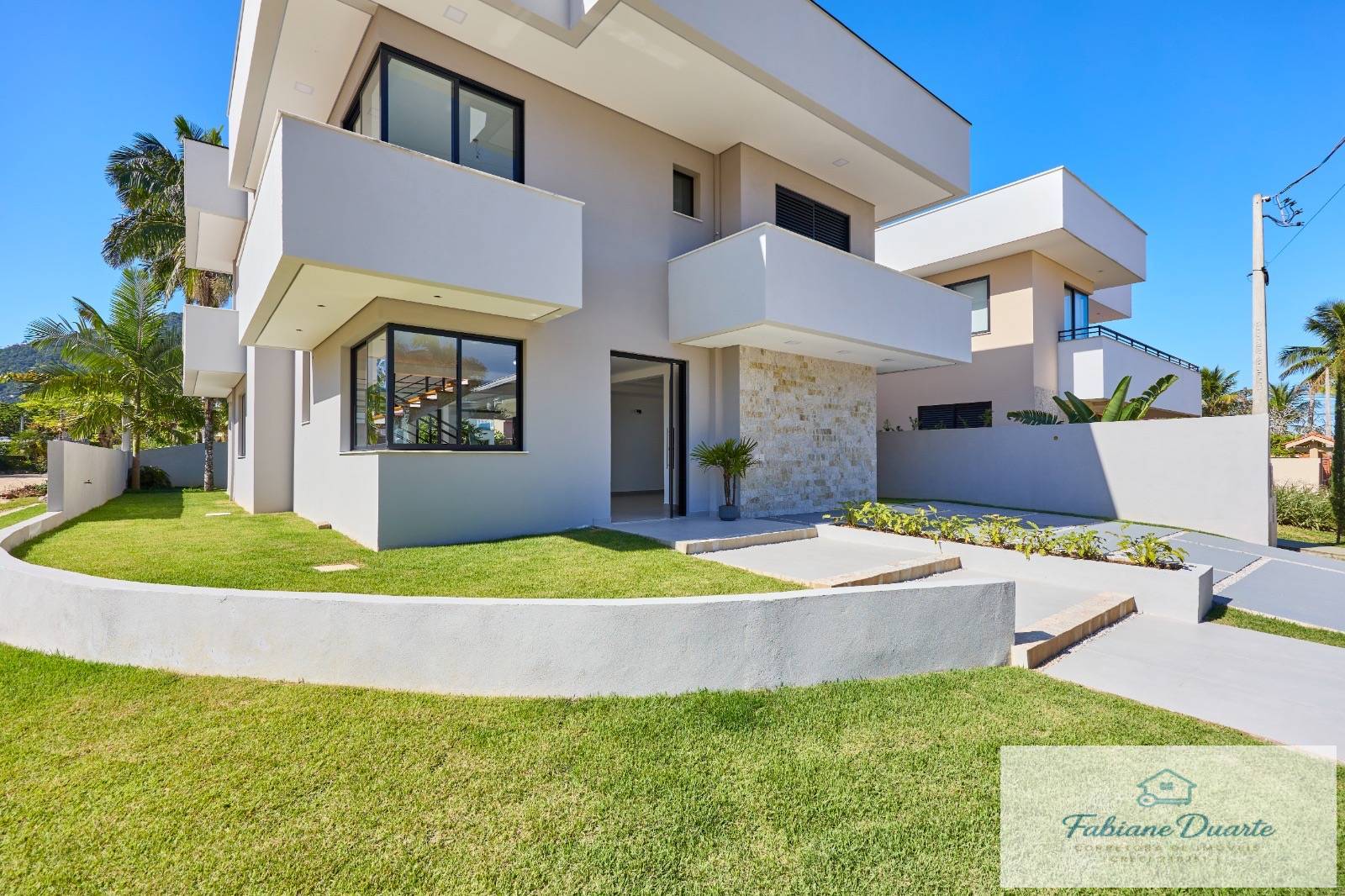 Casa, 4 quartos, 270 m² - Foto 2