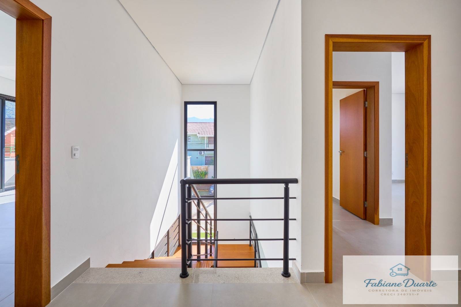 Casa, 4 quartos, 270 m² - Foto 17