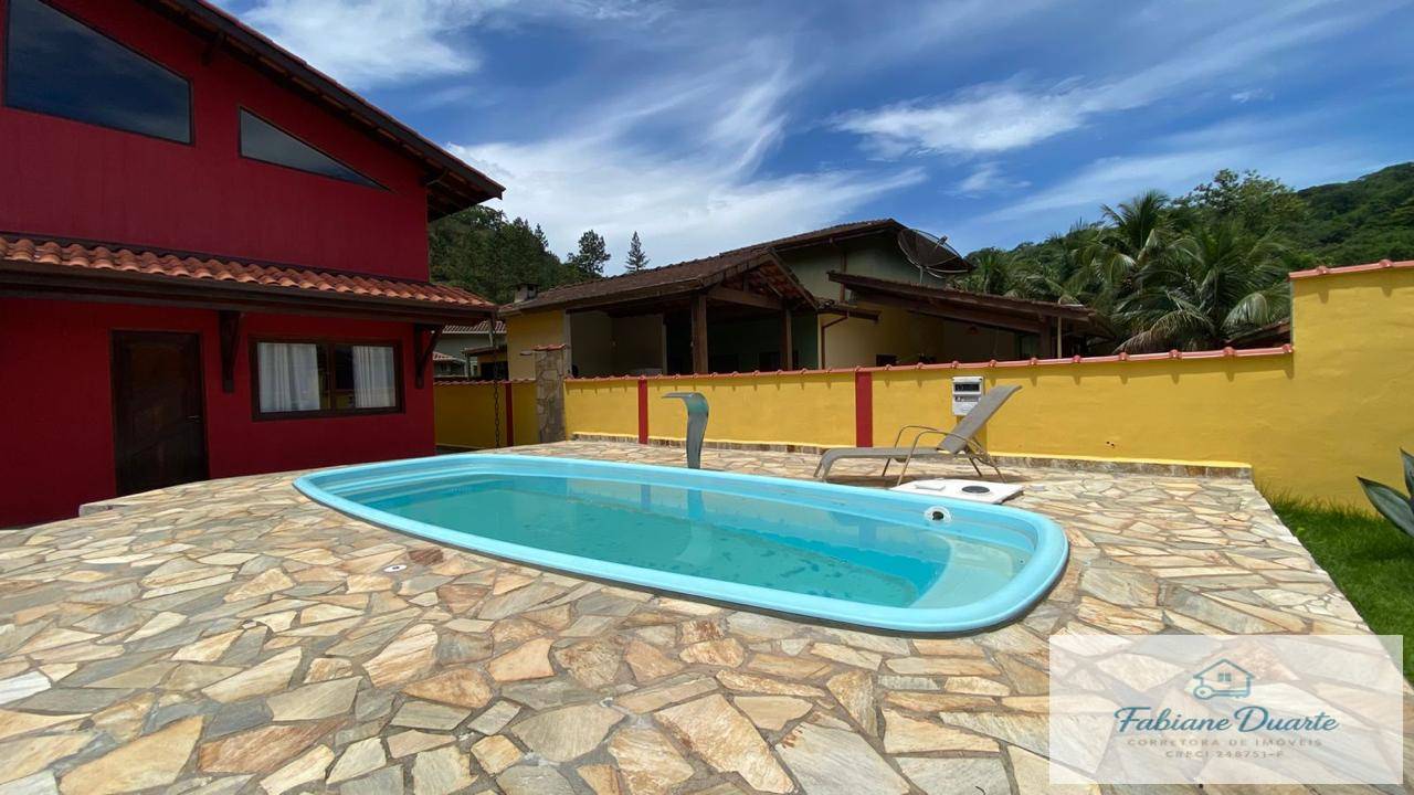 Casa, 3 quartos, 250 m² - Foto 1