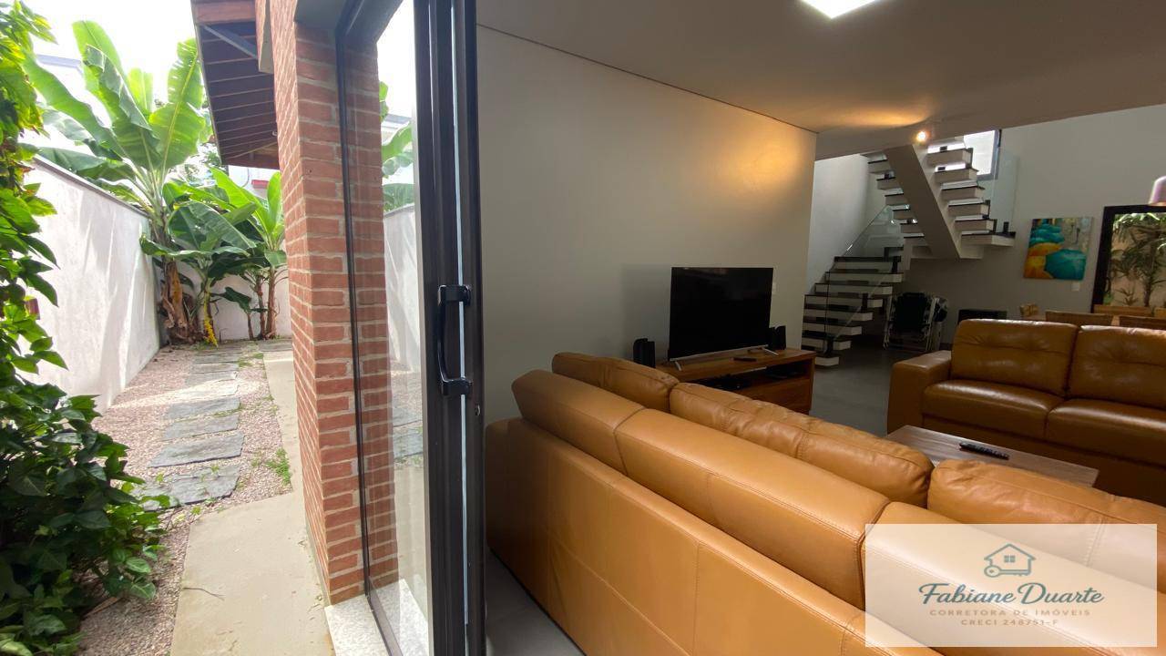 Casa, 4 quartos, 282 m² - Foto 35