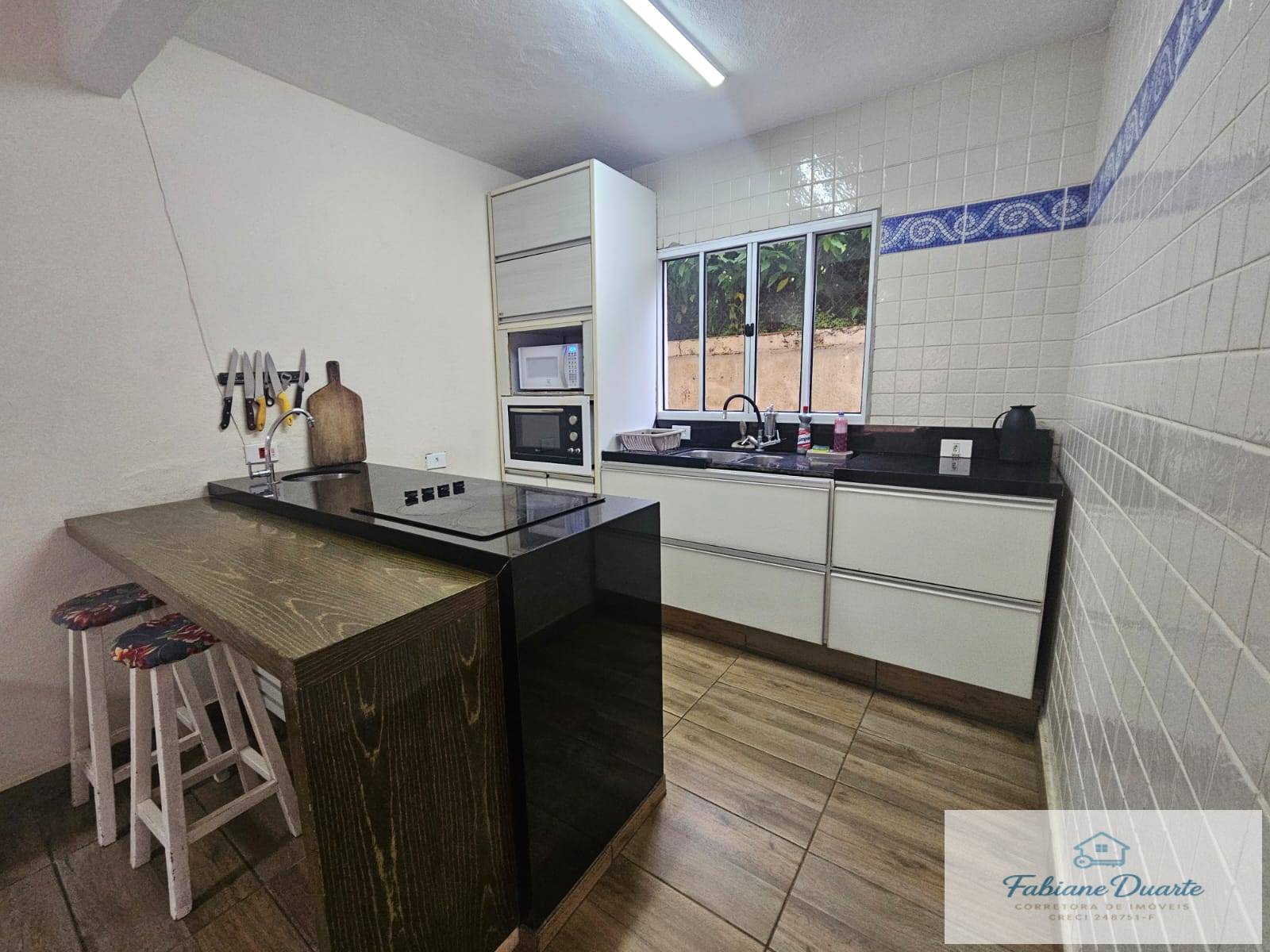 Casa, 3 quartos, 168 m² - Foto 2