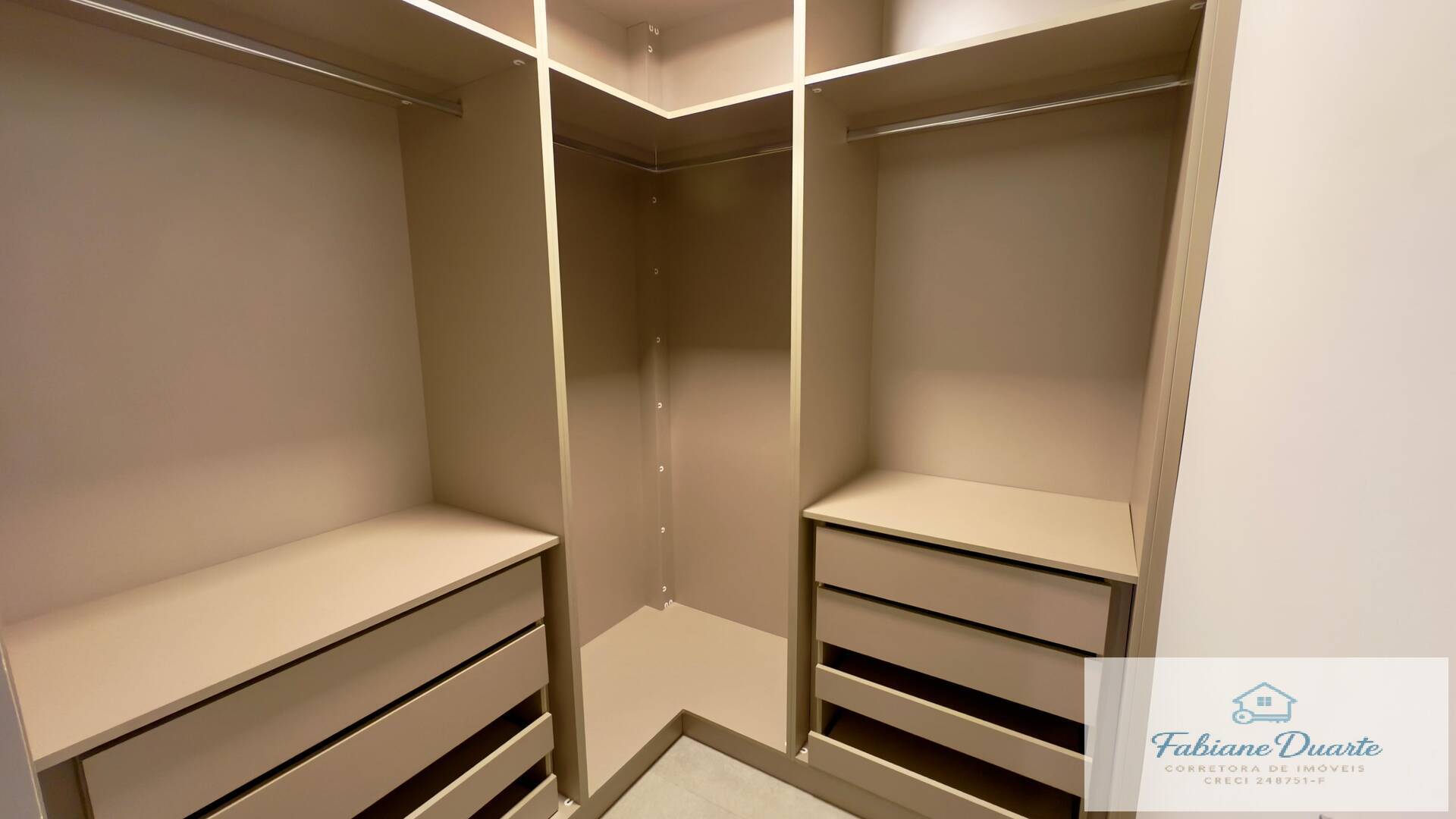 Casa, 5 quartos, 300 m² - Foto 13