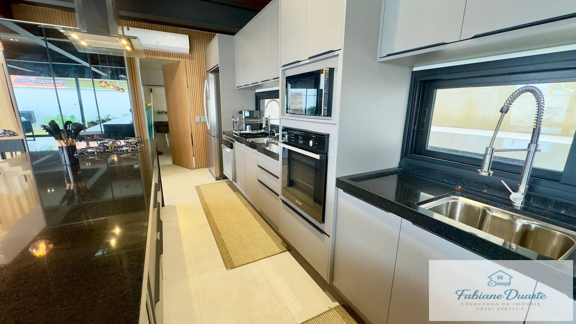 Casa, 5 quartos, 300 m² - Foto 21