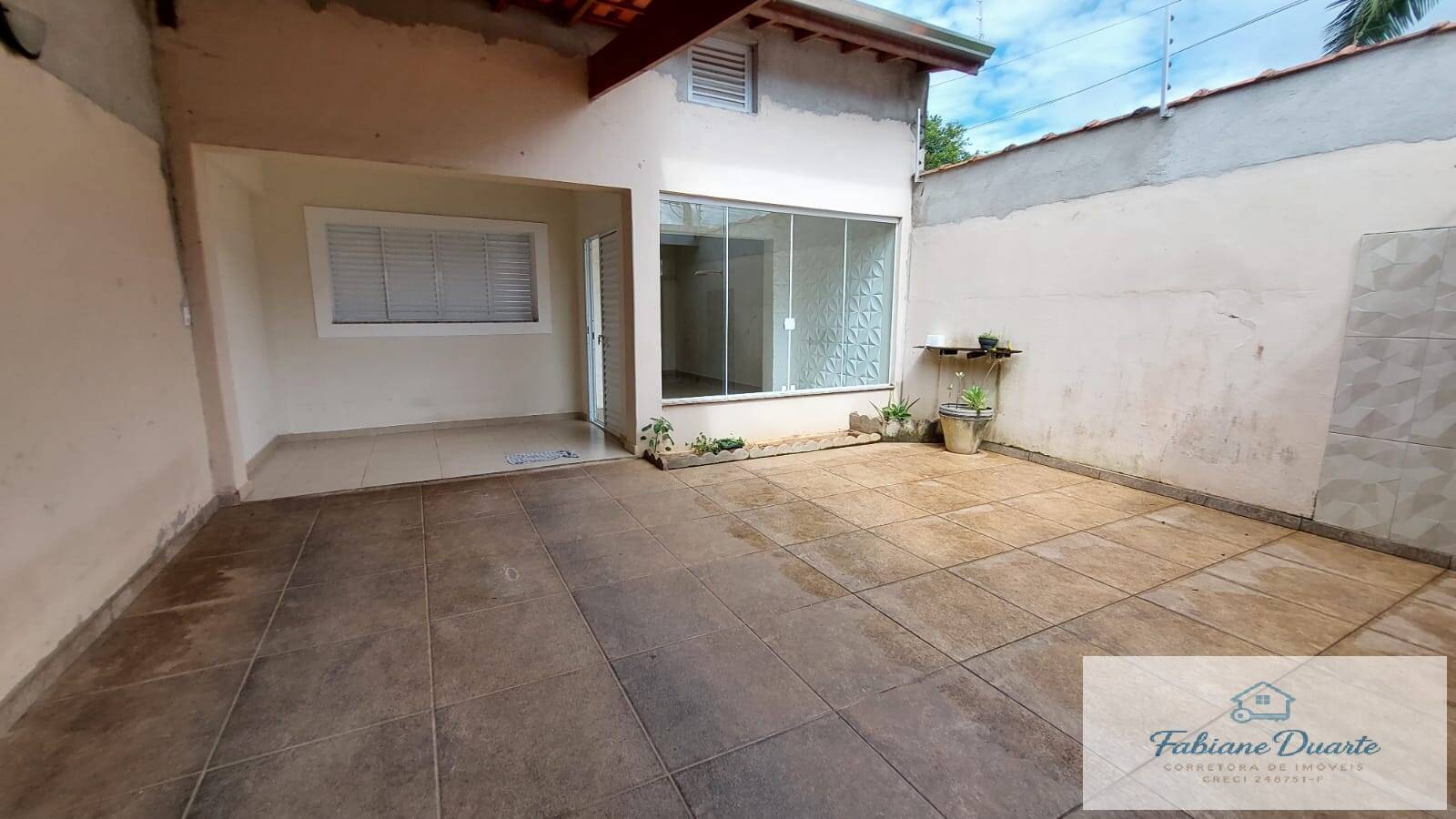 Casa, 2 quartos, 131 m² - Foto 1