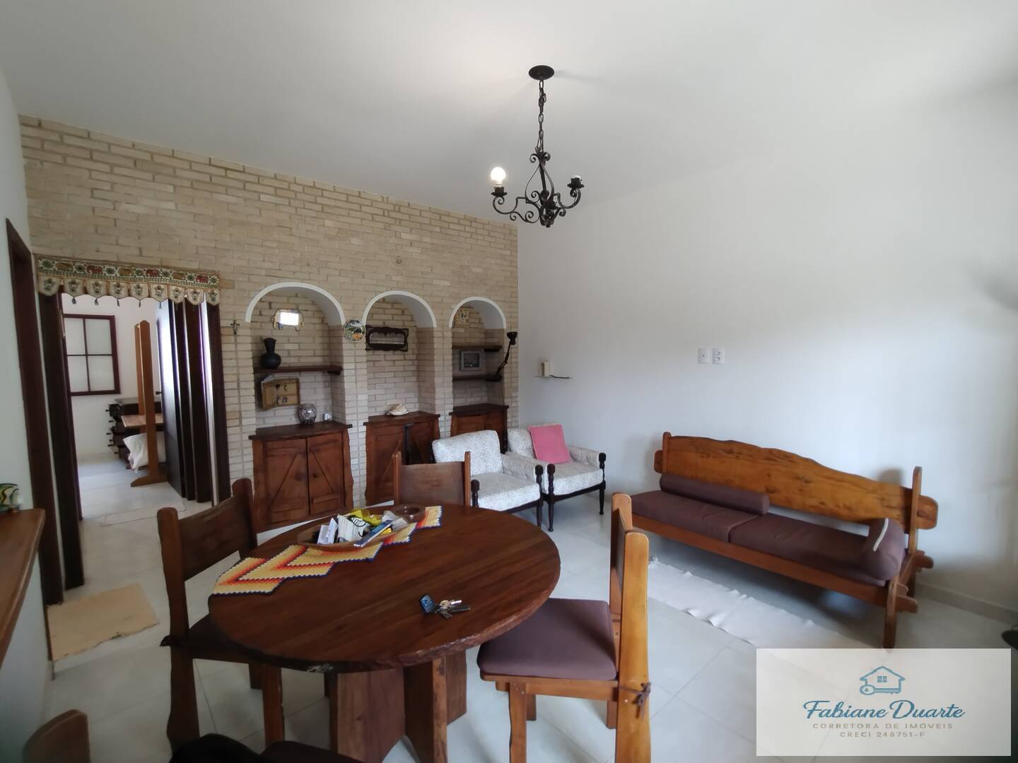 Casa, 4 quartos, 150 m² - Foto 1