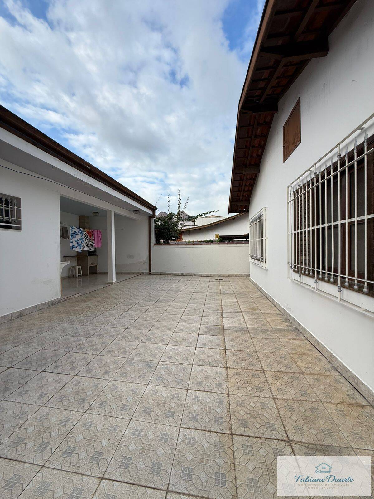 Casa, 4 quartos, 170 m² - Foto 2
