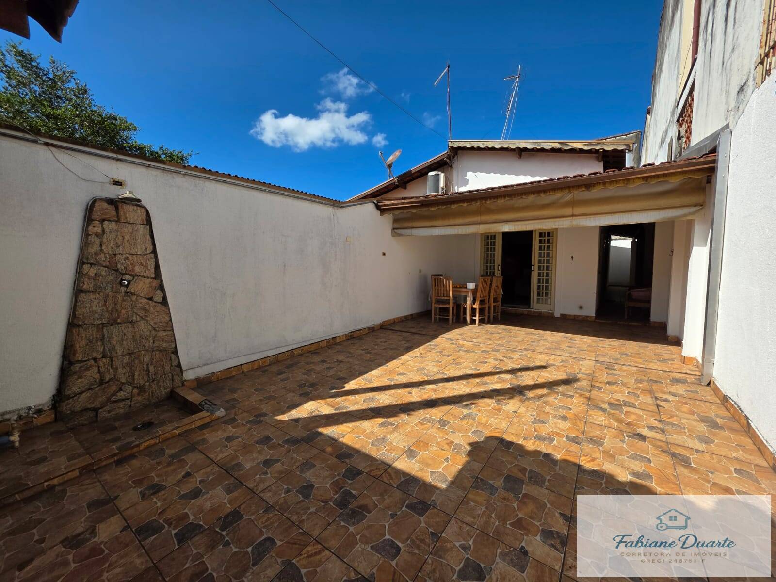 Casa, 2 quartos, 87 m² - Foto 1